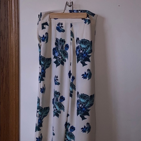 h&m women’s wide leg goucho floral pants . size 8 - Picture 4 of 5